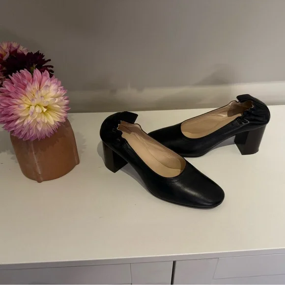 Everlane Black Leather Women's Heels - Picture 5 of 5